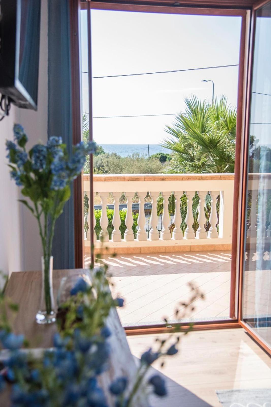 B&B Casa Cosmano Brancaleone Marina Dış mekan fotoğraf