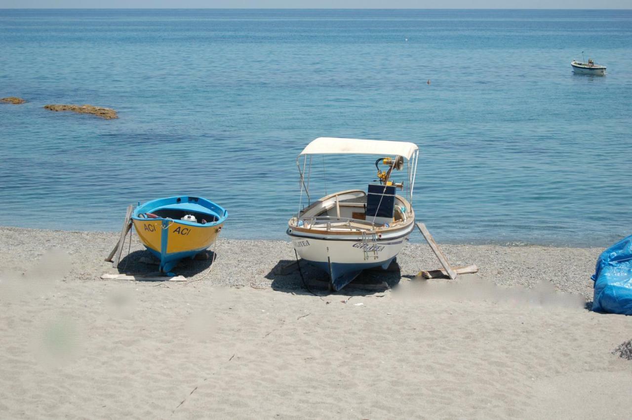 B&B Casa Cosmano Brancaleone Marina Dış mekan fotoğraf