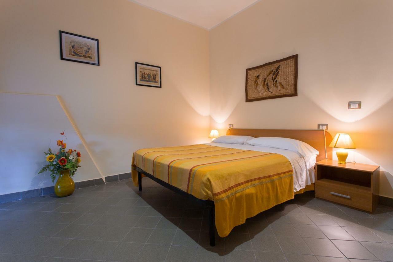B&B Casa Cosmano Brancaleone Marina Dış mekan fotoğraf