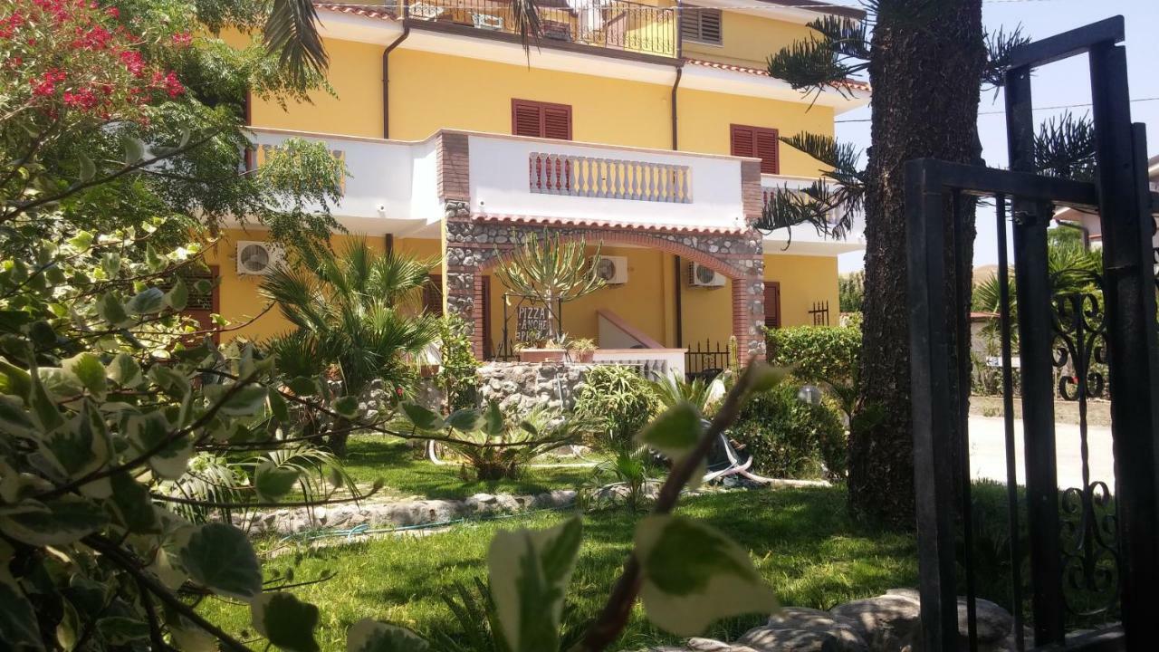 B&B Casa Cosmano Brancaleone Marina Dış mekan fotoğraf