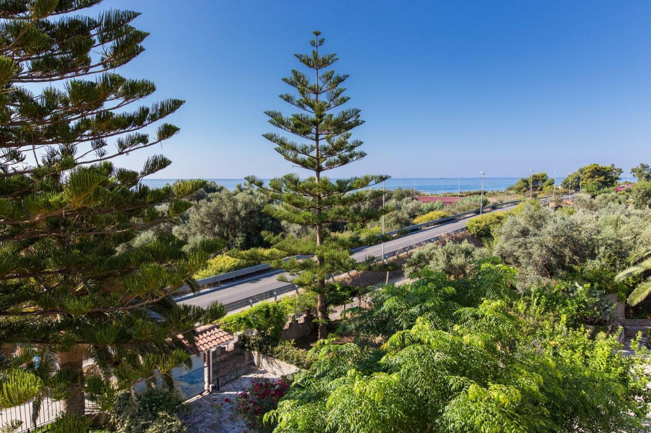 B&B Casa Cosmano Brancaleone Marina Dış mekan fotoğraf